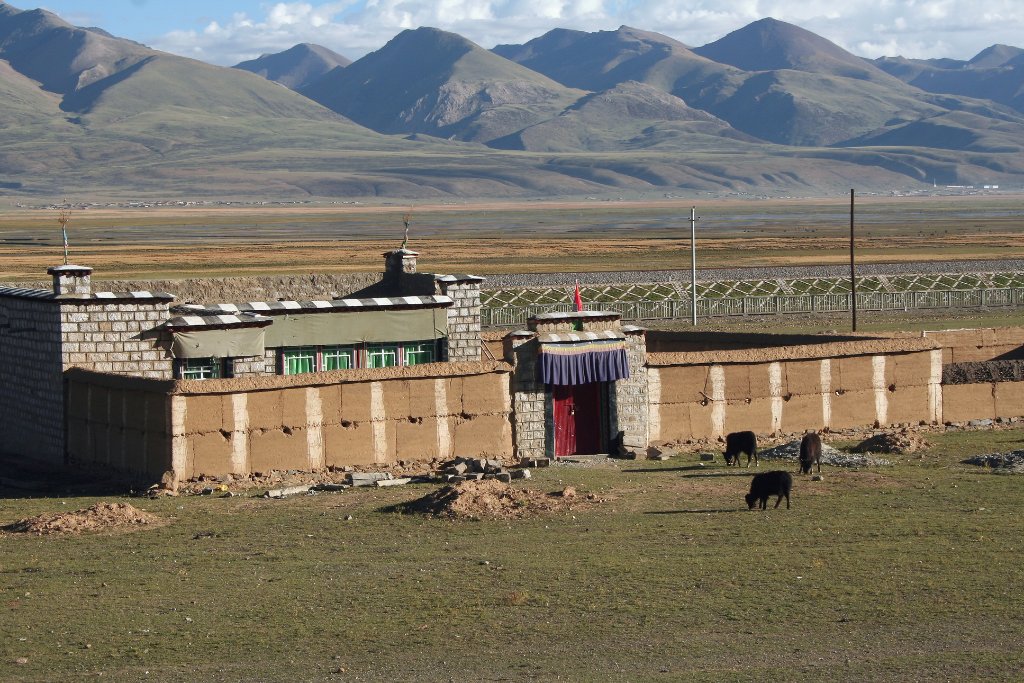 22-Modern Tibetan houses.jpg - Modern Tibetan houses